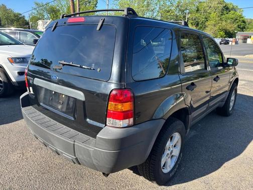 Black 2006 Ford Escape XLT