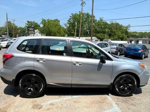 2014 Subaru Forester 2.5i