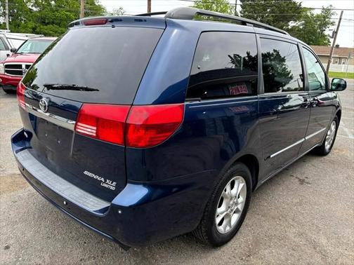 2005 Toyota Sienna XLE