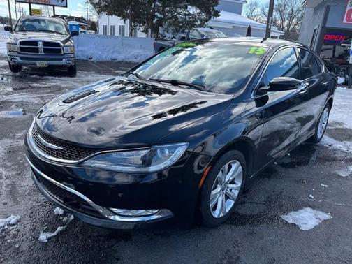 2015 Chrysler 200 C