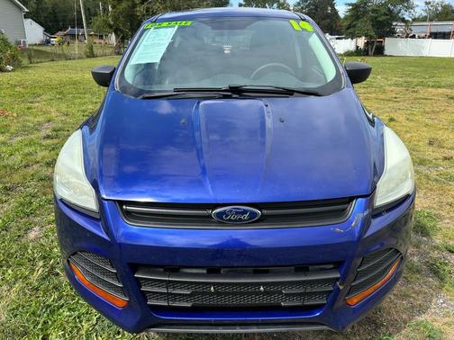 2014 Ford Escape S