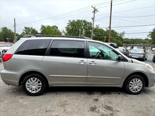 2008 Toyota Sienna CE