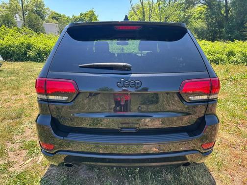 Brilliant Black Crystal Pearlcoat 2015 Jeep Grand Cherokee Altitude