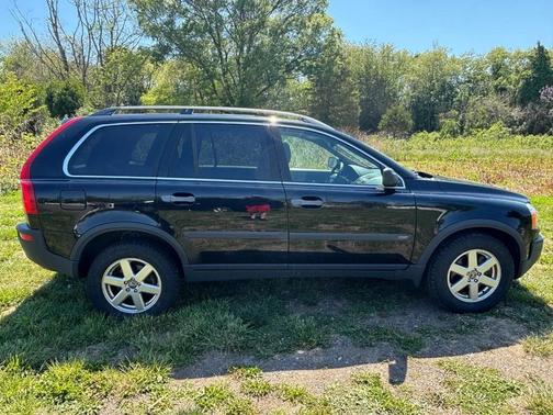 Black 2006 Volvo XC90 2.5T