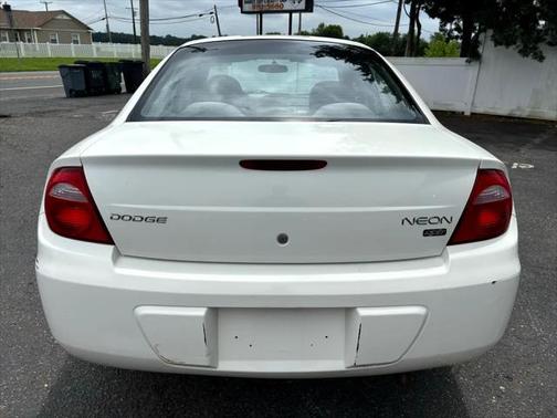 2004 Dodge Neon SXT