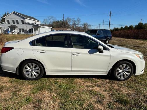 2016 Subaru Legacy Premium