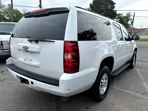 2011 Chevrolet Suburban 2500 LT