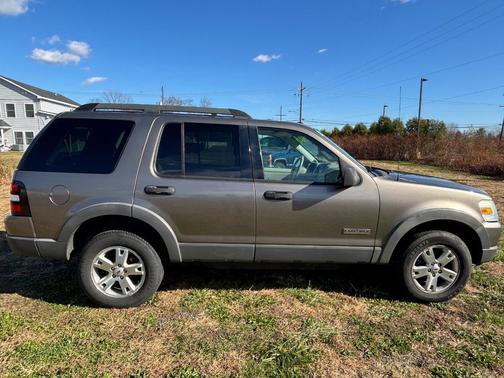 2006 Ford Explorer XLT