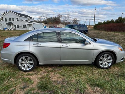 2011 Chrysler 200 Touring