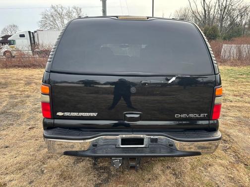2004 Chevrolet Suburban 1500 LT