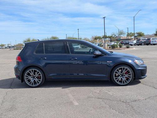 2017 Volkswagen Golf GTI 2.0T S 4-Door