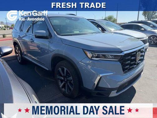 Sonic Gray Pearl 2025 Honda Pilot Touring 8-Passenger