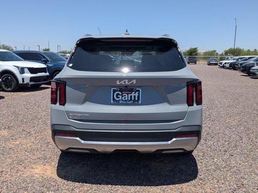 2025 Kia Sorento S