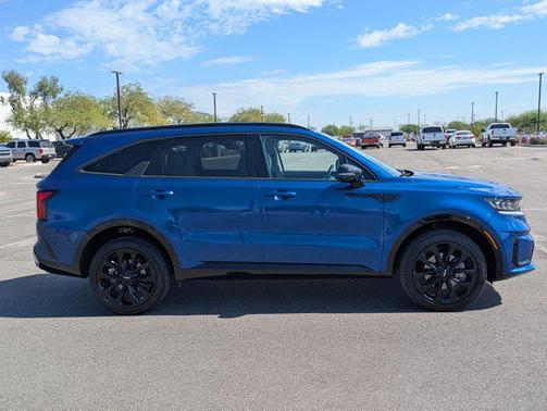 2023 Kia Sorento SX