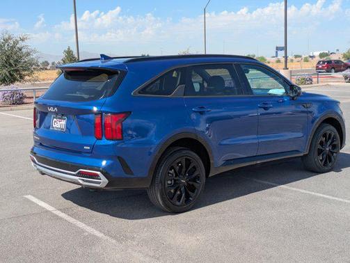 2023 Kia Sorento SX