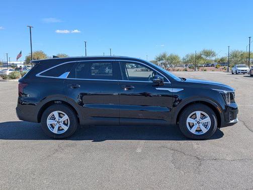 2026 Kia Sorento LX