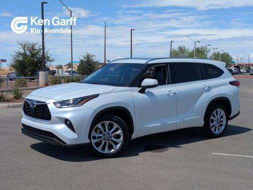 2022 Toyota Highlander Hybrid Limited