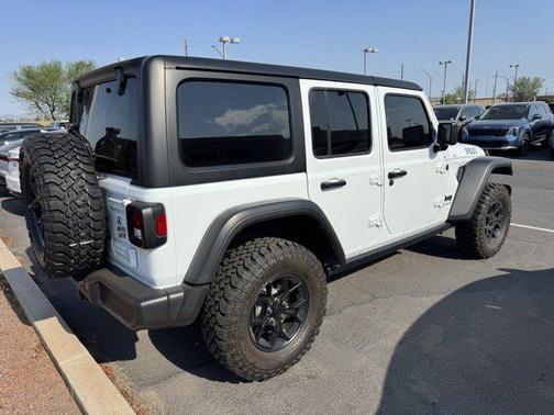 2024 Jeep Wrangler Willys