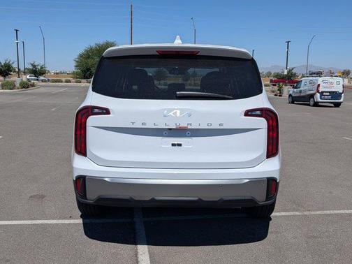 2025 Kia Telluride LX