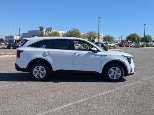 2026 Kia Sorento LX