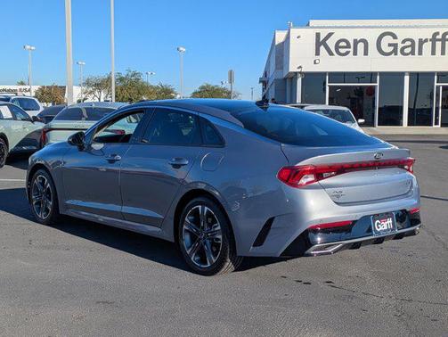 2021 Kia K5 EX