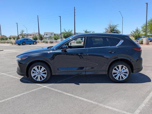 2022 Mazda CX-5 Signature