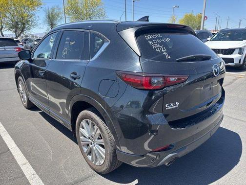 2022 Mazda CX-5 Signature
