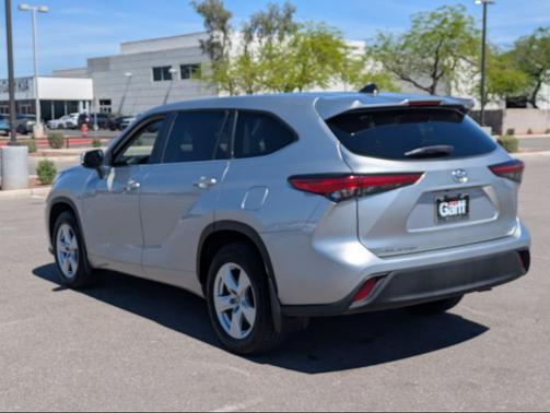 Celestial Silver Metallic 2023 Toyota Highlander L