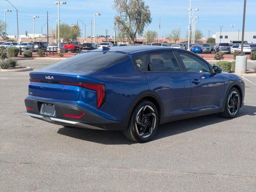 2025 Kia K4 EX