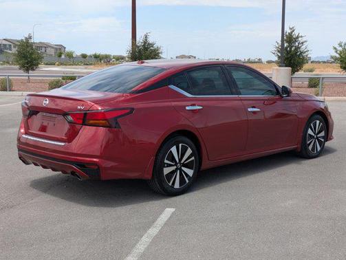 2020 Nissan Altima 2.5 SV