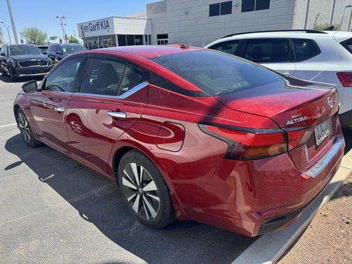 2020 Nissan Altima 2.5 SV