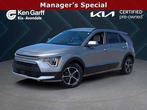 Steel Gray 2025 Kia Niro EX