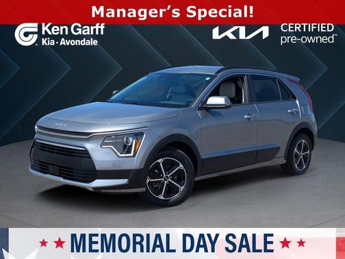 Steel Gray 2025 Kia Niro EX