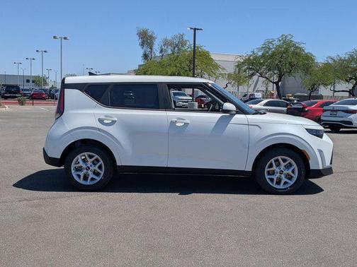 2025 Kia Soul S