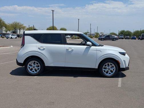 2025 Kia Soul S