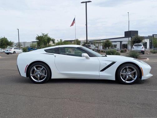 Arctic White 2014 Chevrolet Corvette Stingray Base