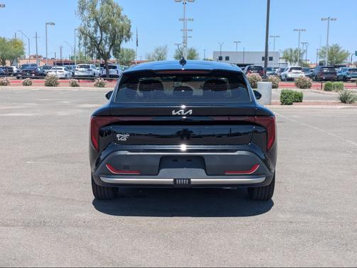 Aurora Black Pearl 2026 Kia K4 EX