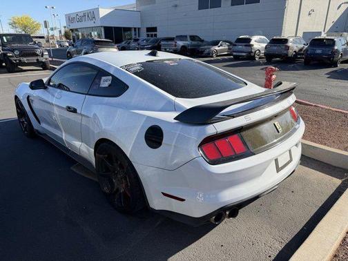 2017 Ford Shelby GT350 Base