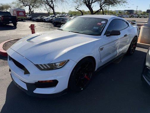 2017 Ford Shelby GT350 Base