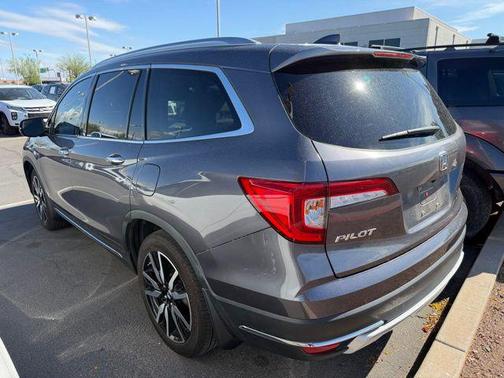 Gray 2022 Honda Pilot Touring 8-Passenger
