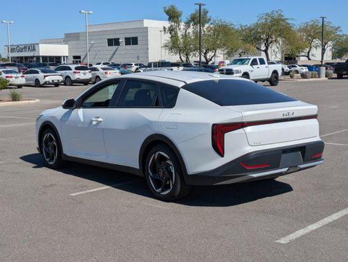 2025 Kia K4 EX