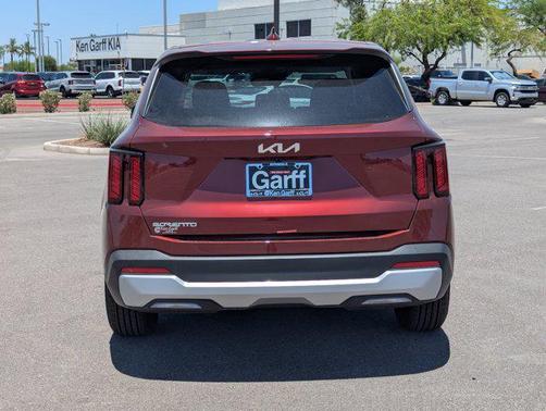 2025 Kia Sorento LX