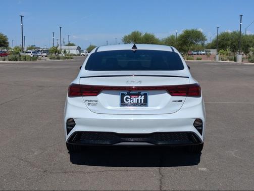 Snow White Pearl 2022 Kia Forte GT-Line