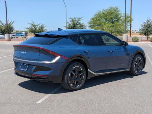 2025 Kia EV6 Wind