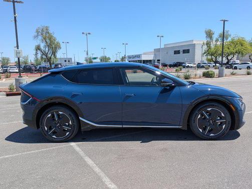 2025 Kia EV6 Wind