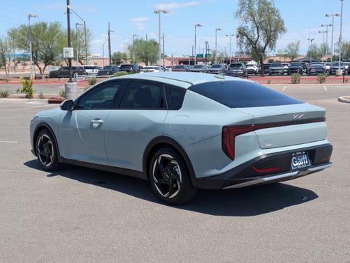 2025 Kia K4 EX
