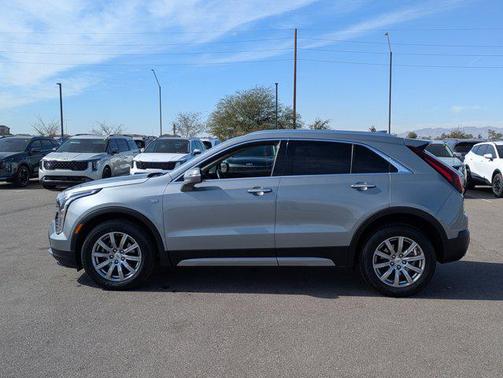 2023 Cadillac XT4 Premium Luxury