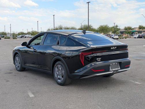2026 Kia K4 LX
