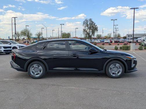2026 Kia K4 LX