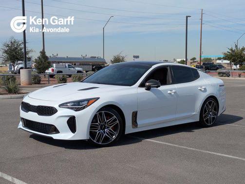 2023 Kia Stinger GT2